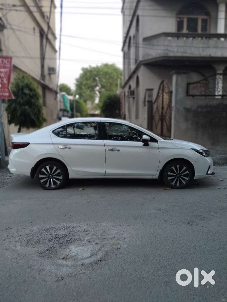 Honda City Hybrid Ehev 2024 Cng & Hybrids Good Condition