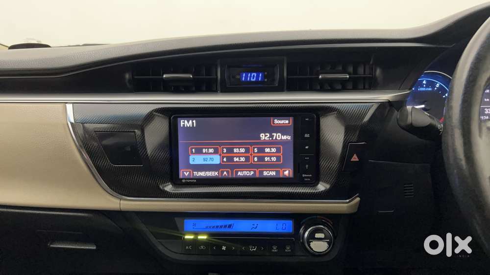 Toyota Corolla Altis 1.8 G, 2015, Petrol