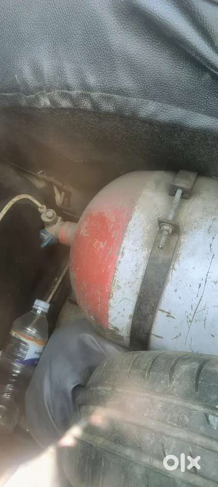 फर्स्ट पार्टी बीमा + फिटनेस Ok है New टायर Battery New बढ़िया कंडीशन