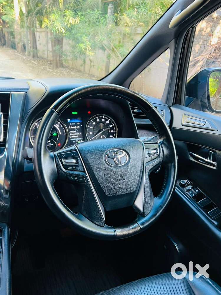 Toyota Vellfire Vip – Executive Lounge, 2021, Petrol