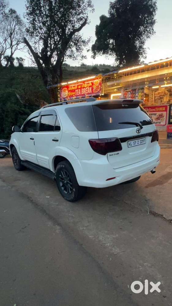 Toyota Fortuner 2015 Diesel Well Maintained
