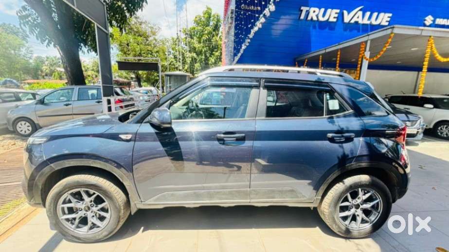 Hyundai Venue S 1.2 Petrol, 2019, Petrol