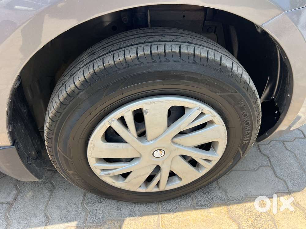 Maruti Suzuki Swift Dzire Vdi Bsiv, 2015, Diesel