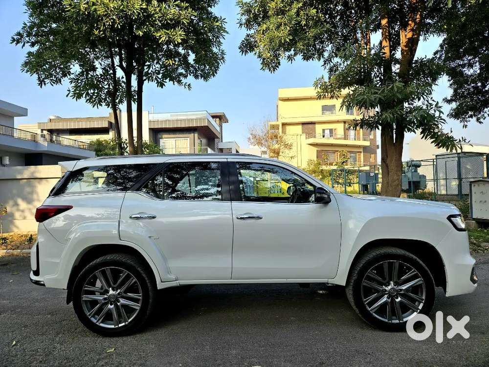 Toyota Fortuner 2019 4x2 At  Lc300