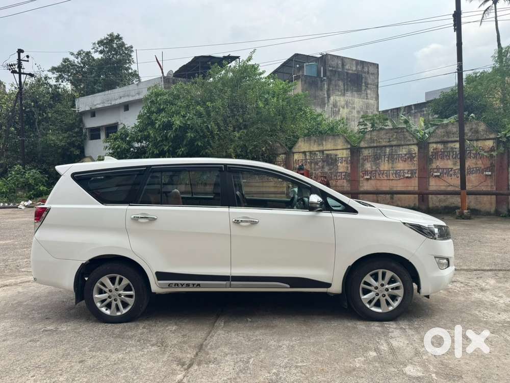 Toyota Innova Crysta 2019 Diesel Manual