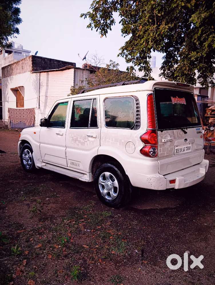 Mahindra Scorpio Classic 2015 Diesel 143231 Km Driven