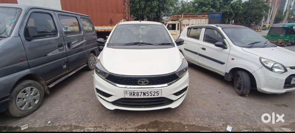 Tata Tiago Petrol Manual 2023 Petrol + Cng
