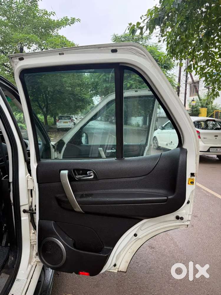 Tata Safari Storme 2017 Year