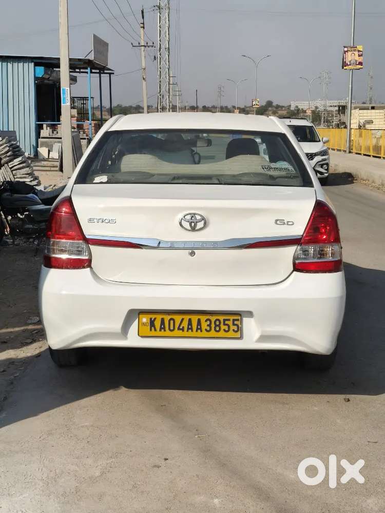 Toyota Etios 2015 Diesel Well Maintained Double Dashboard