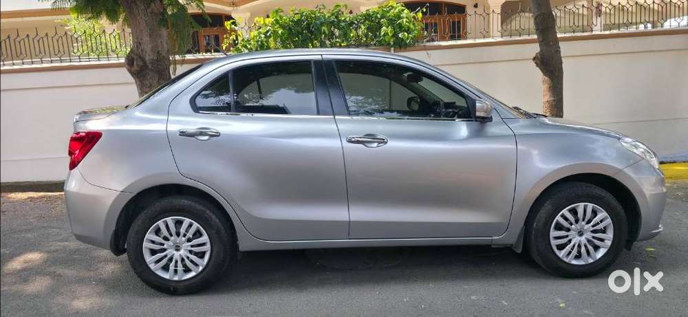 Maruti Suzuki Swift Dzire Vxi At Optional, 2022, Petrol