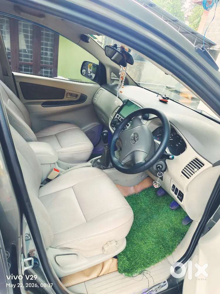Innova G4 2012 Orgkerala . 120000km Only