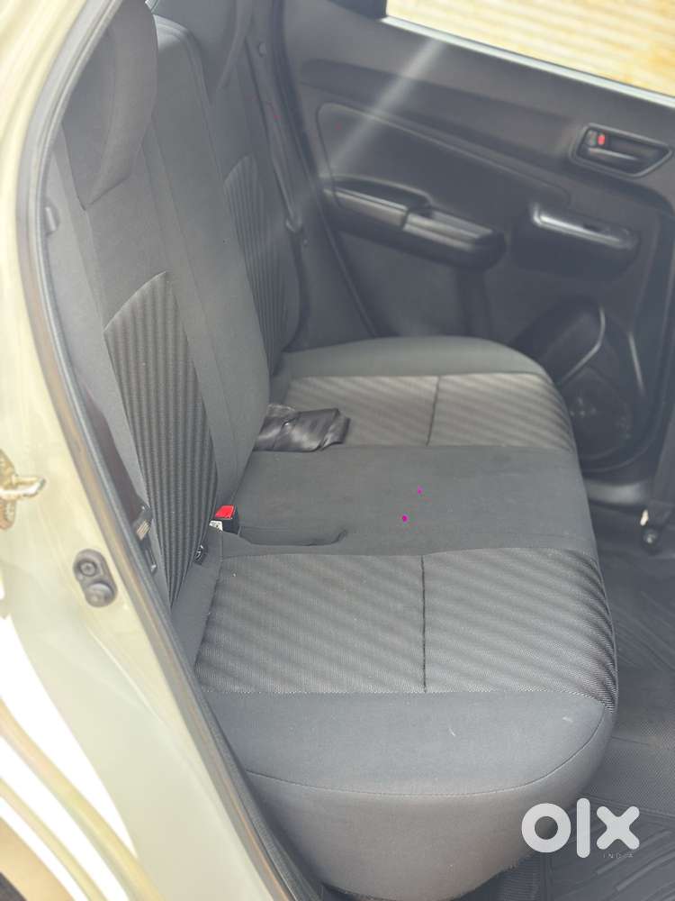 Maruti Suzuki Swift 1.2 Lxi (o), 2024, Petrol