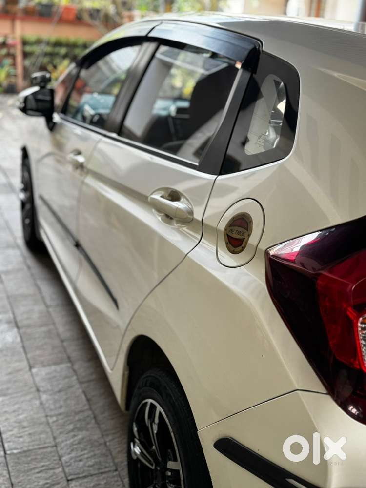 Honda Jazz Petrol 2017