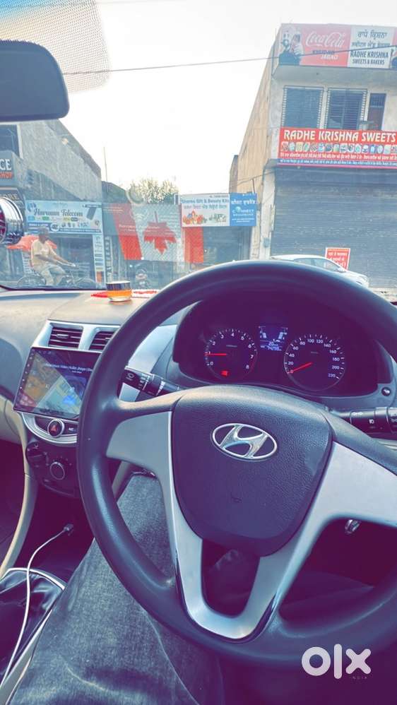 Hyundai Verna Petrol Manual 2011