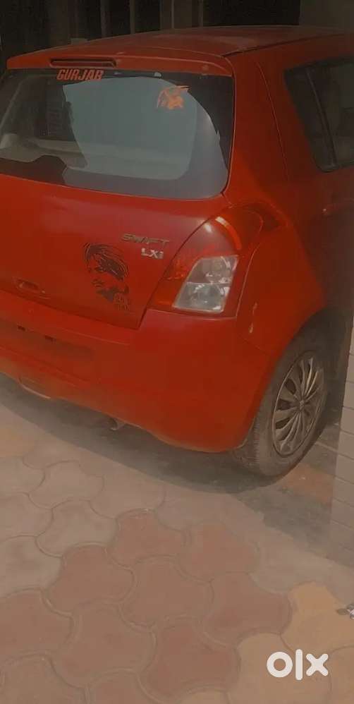 Maruti Suzuki Swift 20 Cng & Hybrids 100000 Km Driven