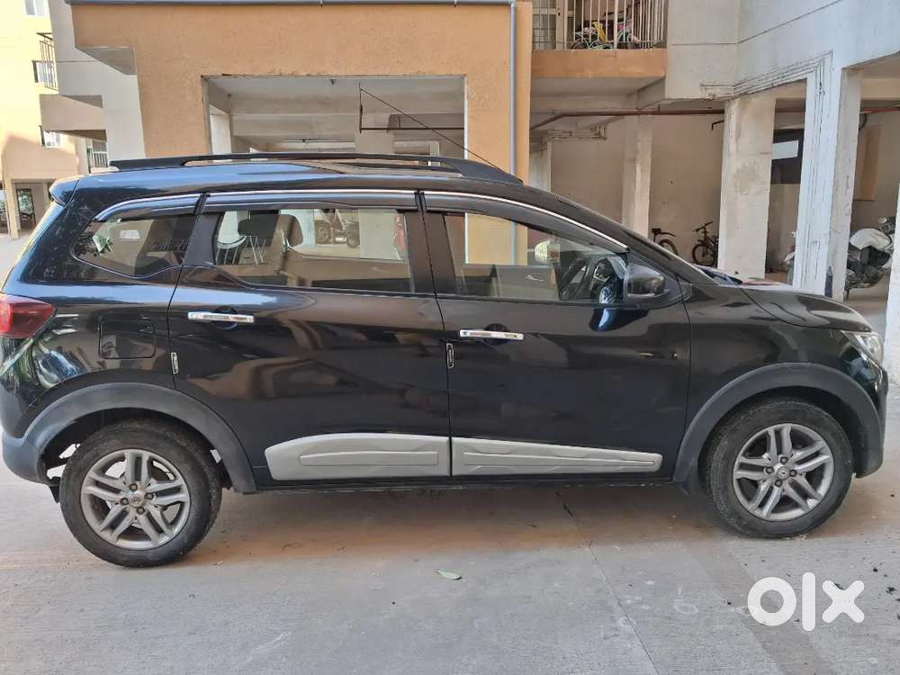 Renault Triber 2023 Cng & Hybrids Well Maintained