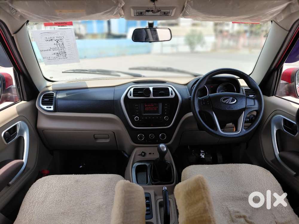 Mahindra Tuv 300 Mhawk100 T8 Dual Tone, 2016, Diesel
