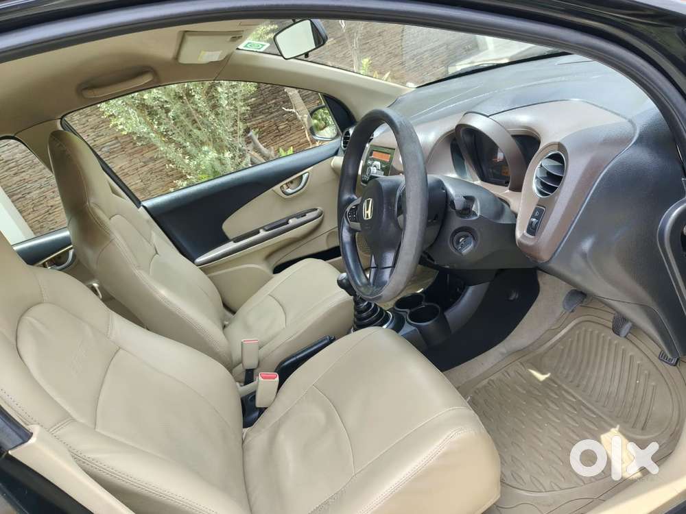 Honda Brio V Mt, 2012, Petrol