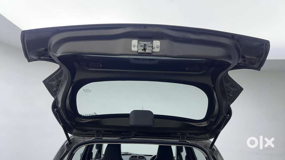 Renault Kwid 2019-ongoing 1.0 Rxt Amt (o), 2020, Petrol