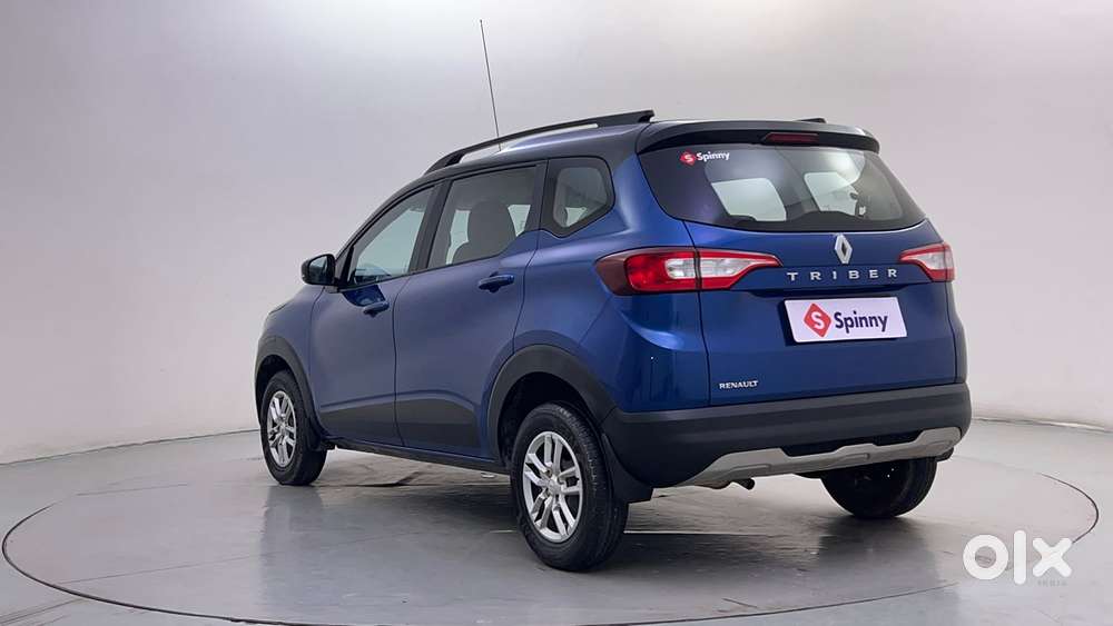 Renault Triber Rxt, 2023, Petrol