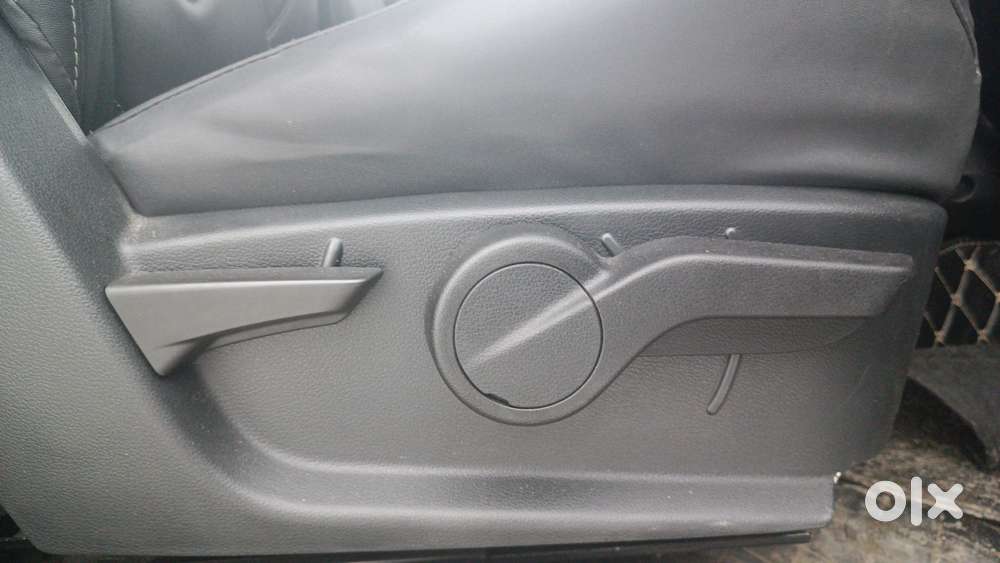 Mahindra Thar Lx 4-str Hard Top At, 2021, Petrol