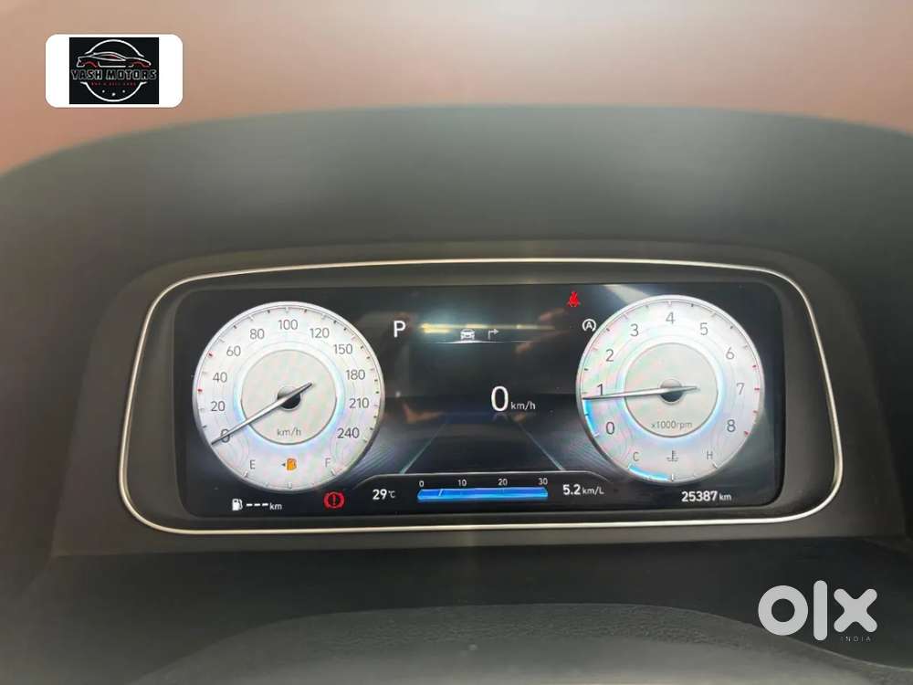 Hyundai Alcazar 1.5 Tdct Signature (o) 7s Petrol, 2023, Petrol