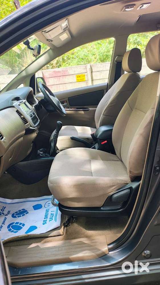Toyota Innova 2.5 Vx 8 Str, 2015, Diesel
