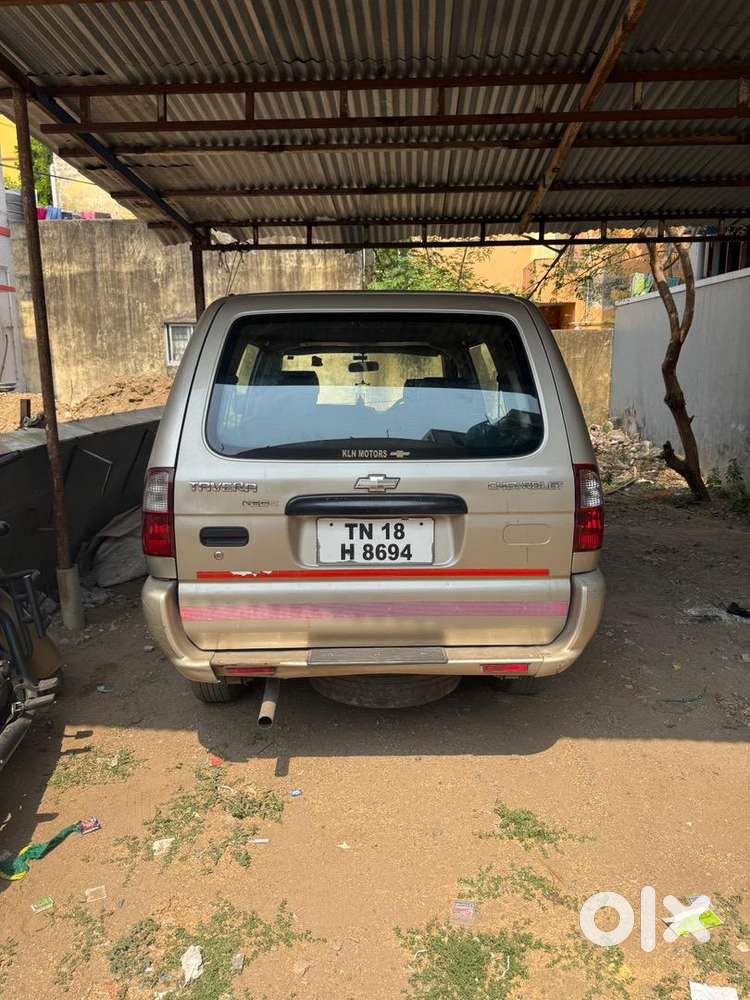 Chevrolet Tavera 2011 Diesel 150000 Km Driven