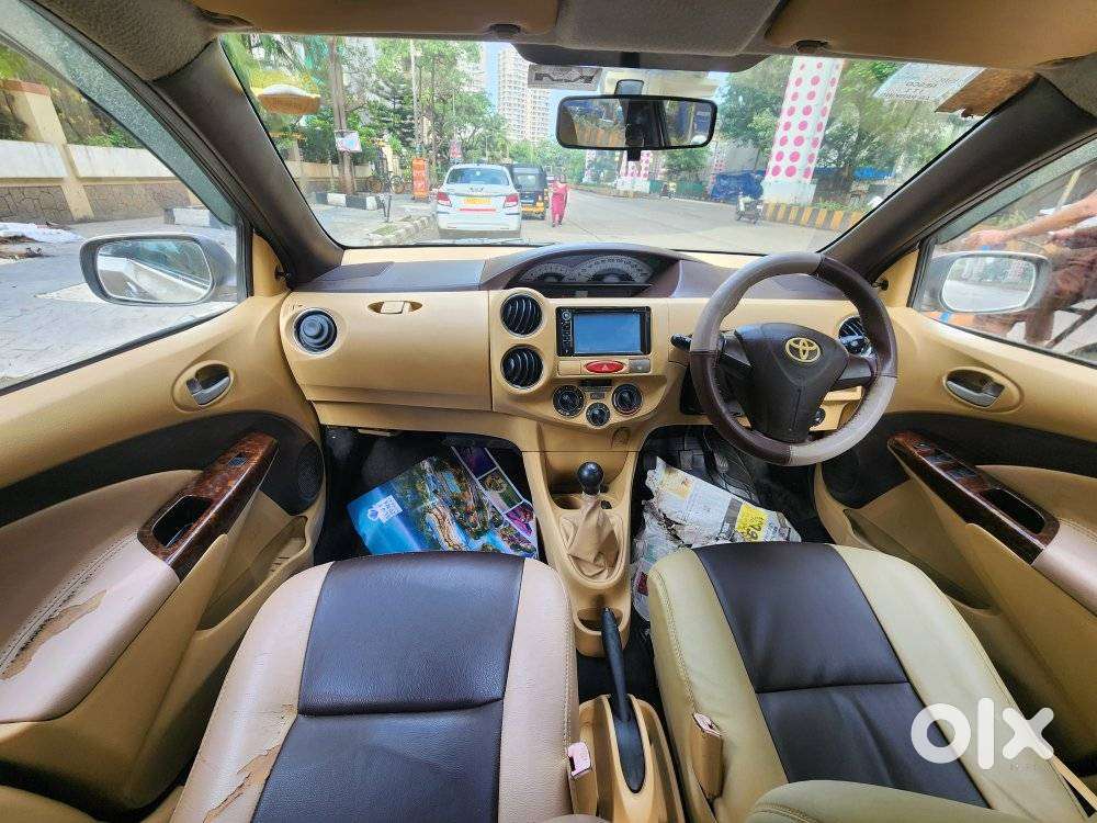 Toyota Etios 2010-2012 G, 2011, Petrol