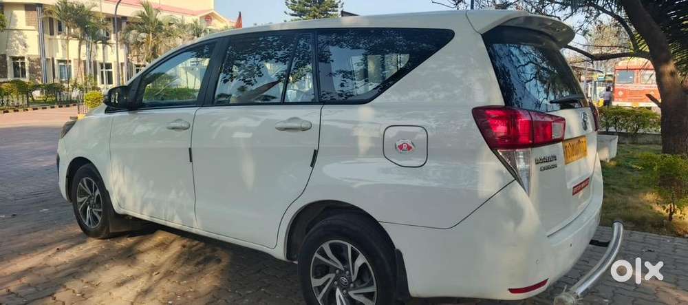 Toyota Innova Crysta 2022 Diesel Well Maintained