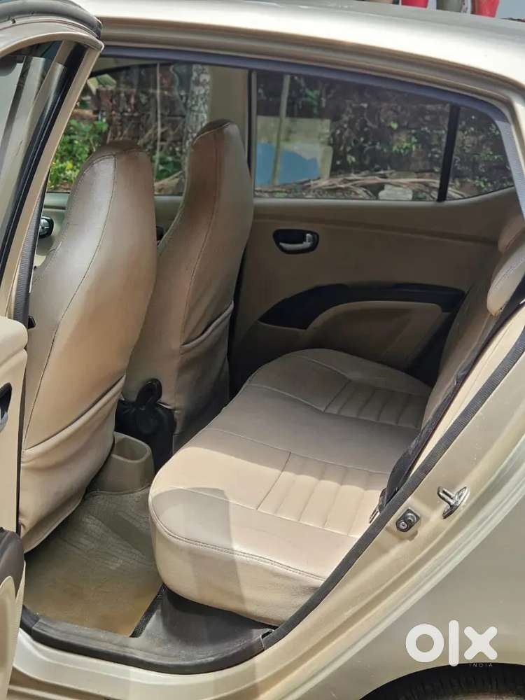 Hyundai Accent Gl 2010