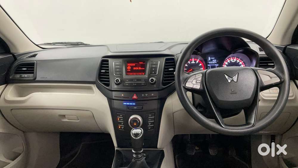 Mahindra Xuv300 W6, 2023, Petrol