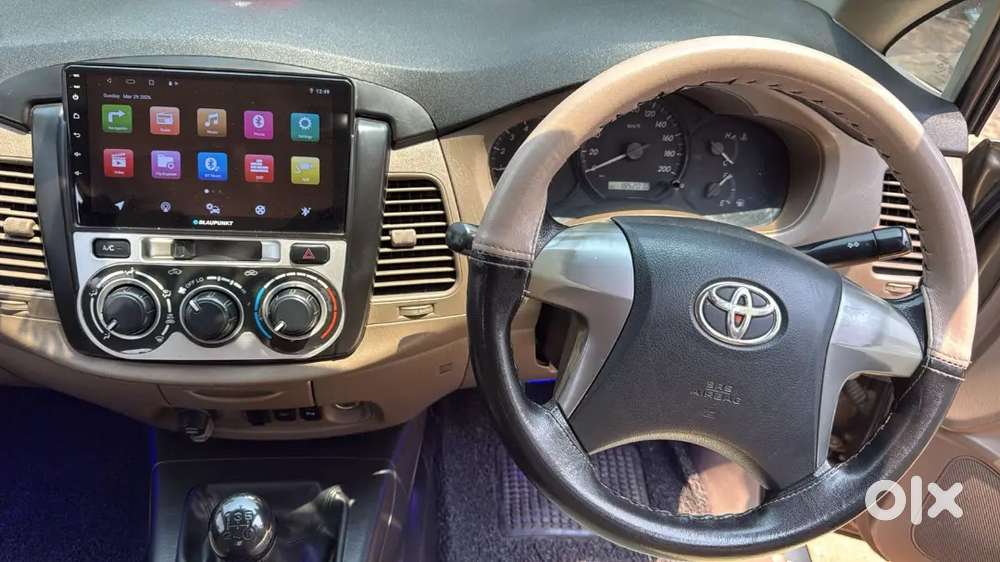 Toyota Innova 2015 Diesel Well Maintained