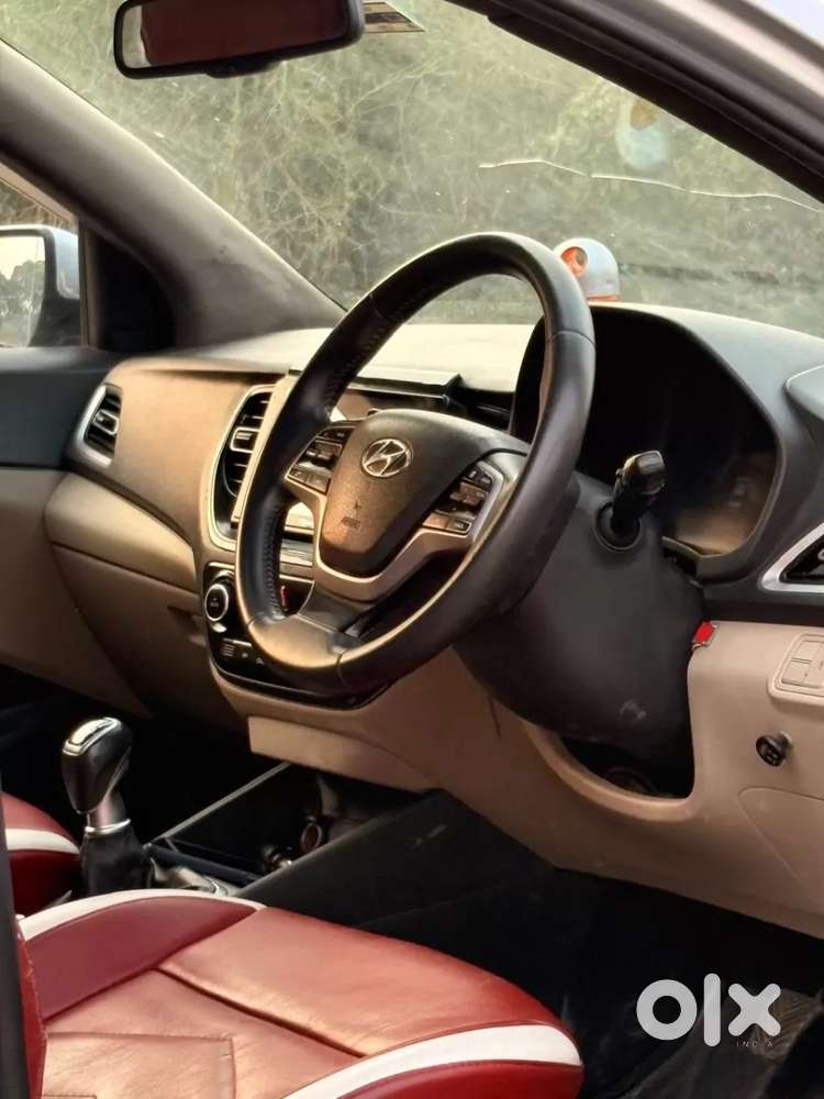 Hyundai Verna 1.6 Sx (o) Vtvt, 2022, Petrol