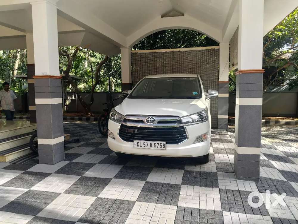 Toyota Innova Crysta Diesel 2016 Automatic