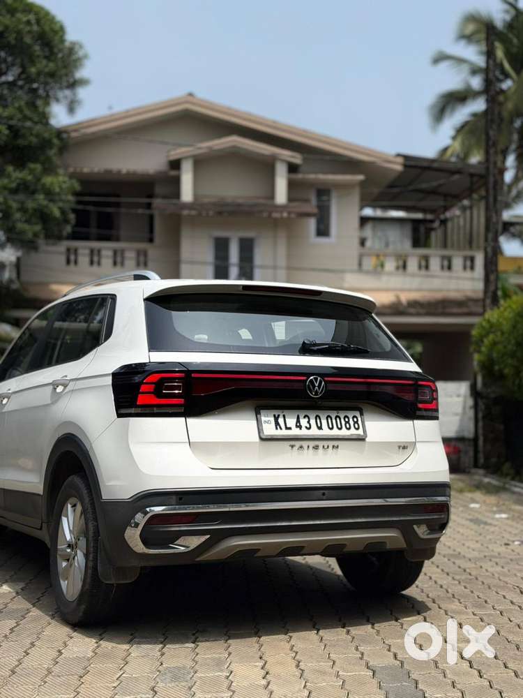 Volkswagen Taigun 1.0 Tsi Highline At, 2023, Petrol