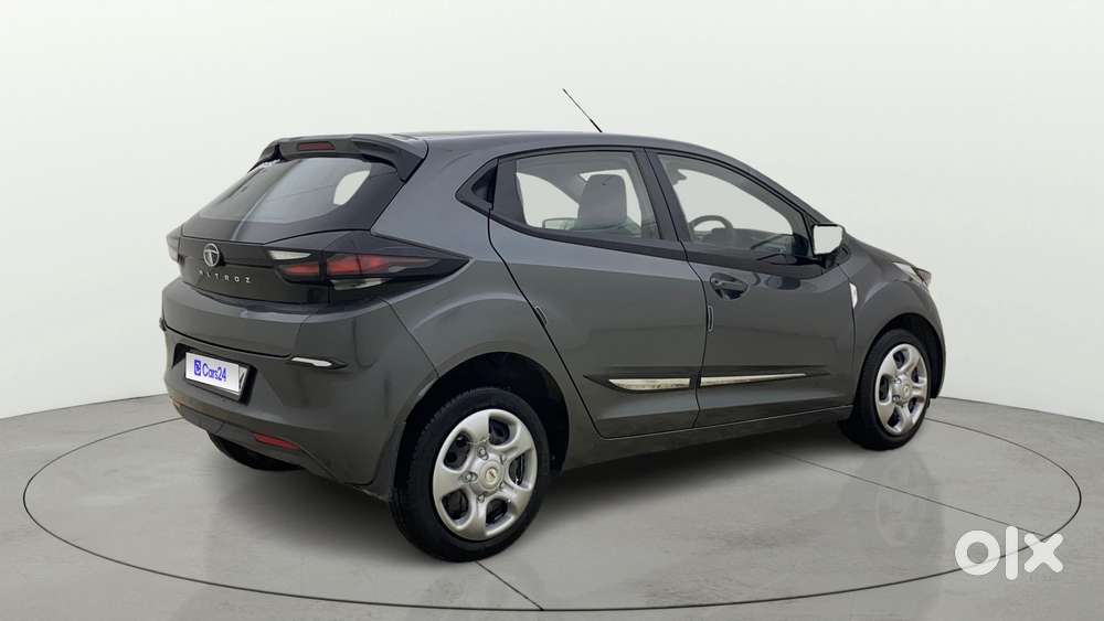 Tata Altroz 1.2 Xt, 2022, Petrol