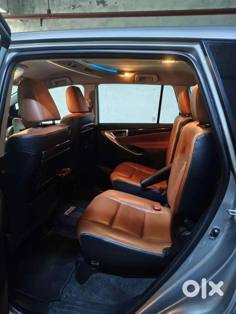 Toyota Crysta On Sell