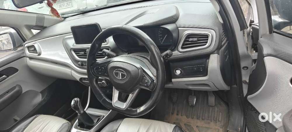 Tata Altroz 1.2 Xz Plus Petrol, 2021, Petrol