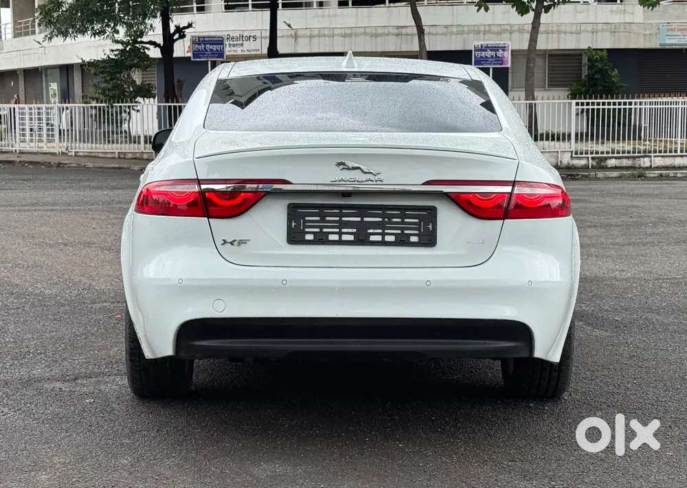 Limited Edition Jaguar Xf 2.0 Portfolio
