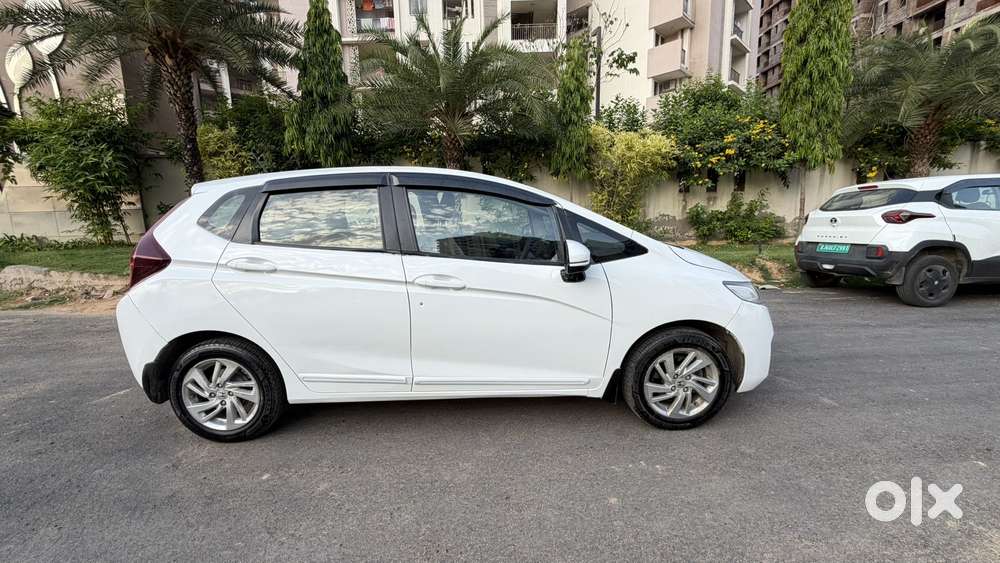 Honda Jazz Exclusive Cvt, 2016, Petrol