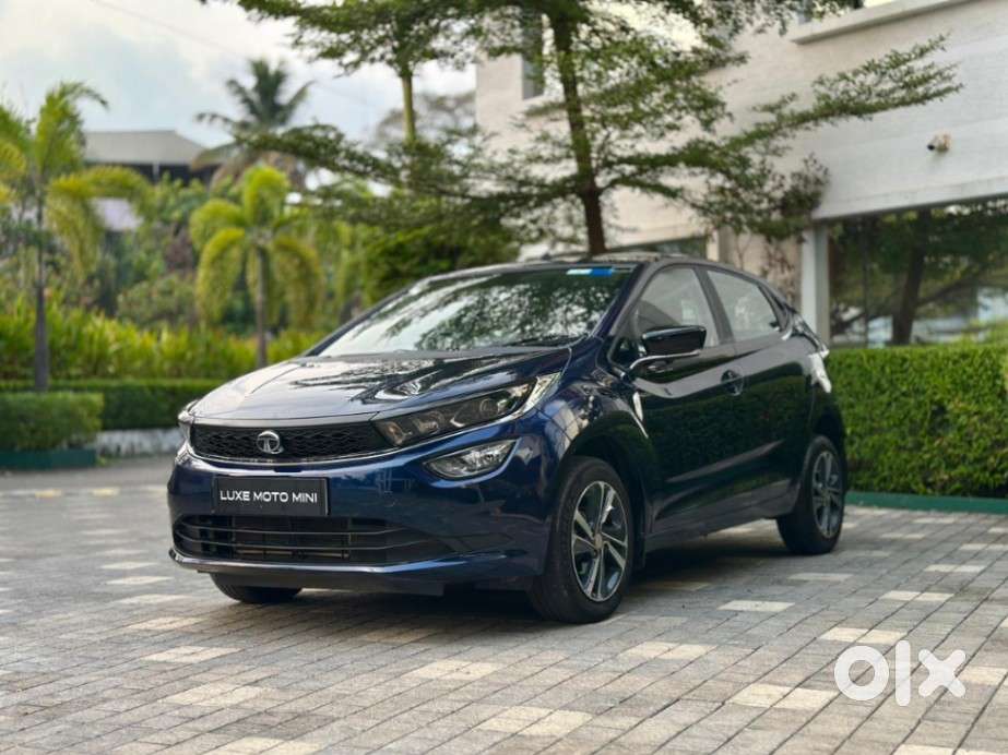 Tata Altroz 1.2 Xza Plus, 2024, Petrol