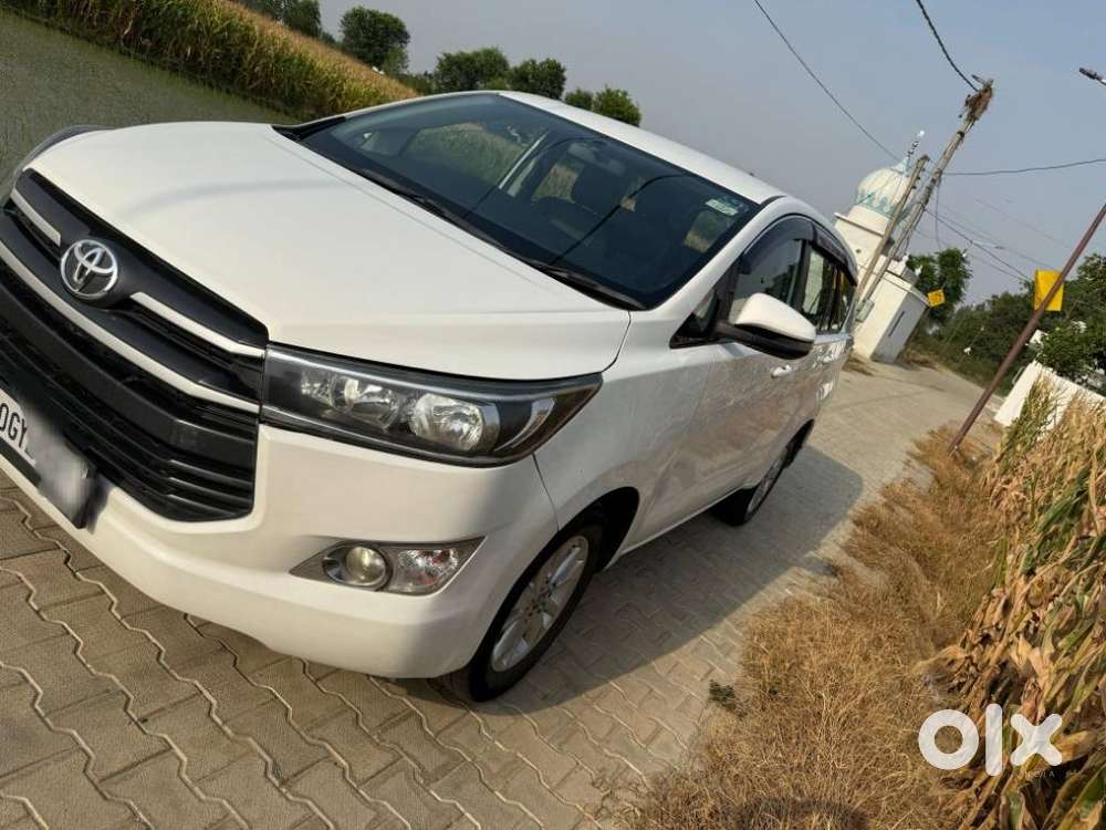 Toyota Innova Crysta 2.4 G Mt 8s, 2020, Diesel