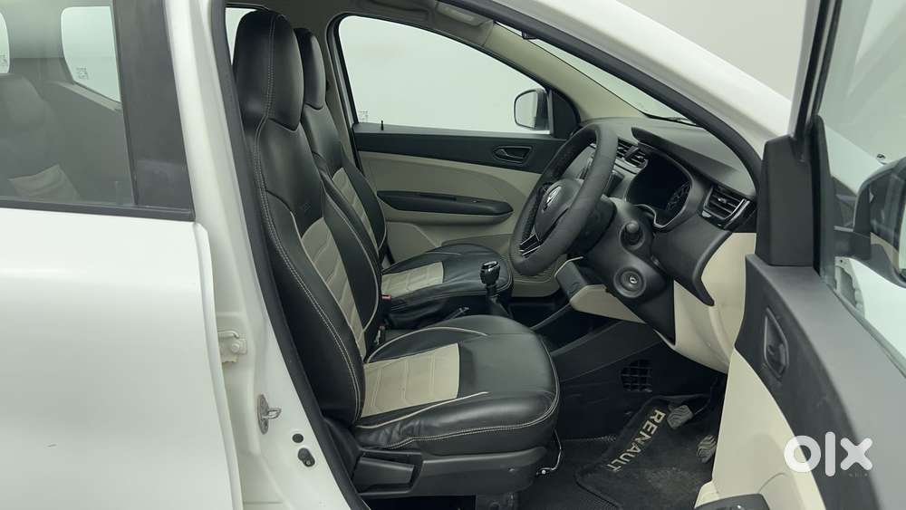 Renault Triber Rxt, 2022, Petrol