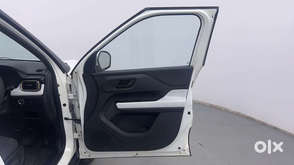 Tata Punch Accomplished Amt Sunroof, 2024, Petrol