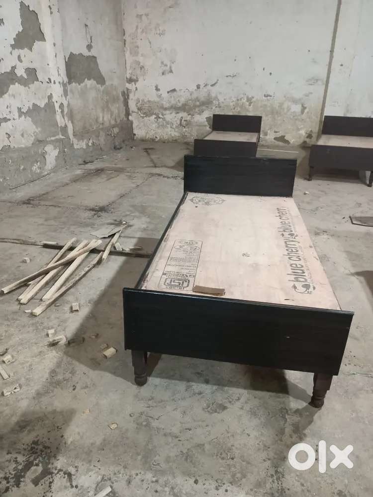 Brand new single bed in Punjabi bagh Beds & Wardrobes 1685144917