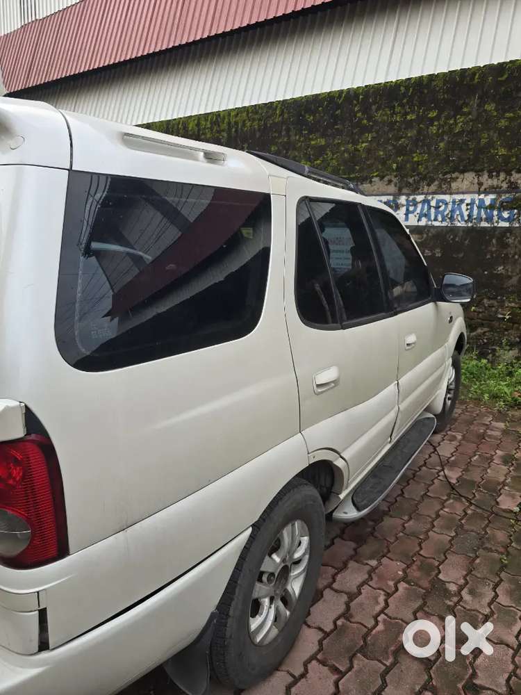 Tata Safari Gx Dicor 2010. Re-registration Needs To Be Done