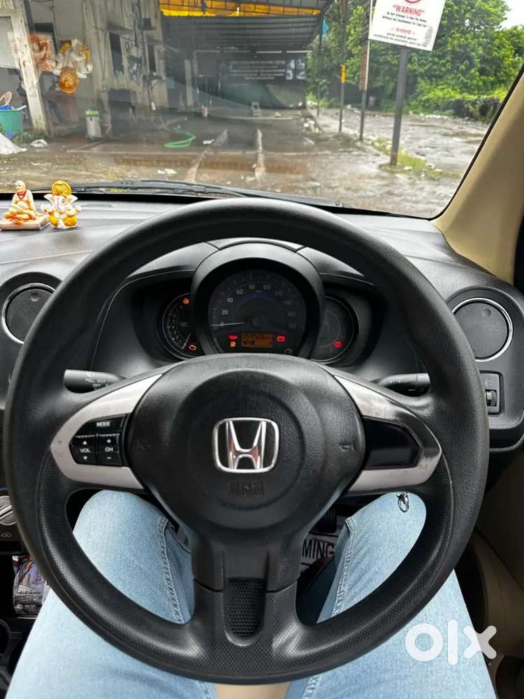 Honda Amaze 2015 Petrol Well Maintained