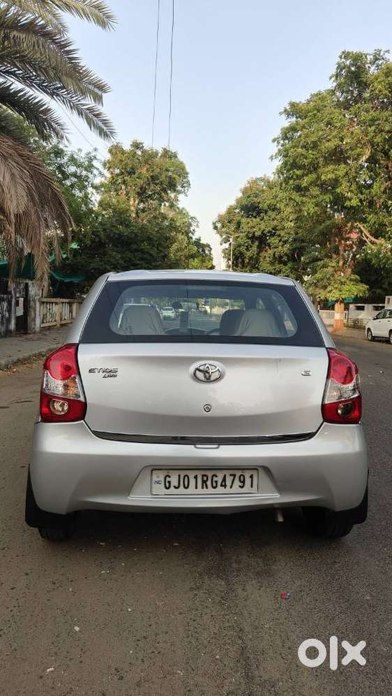 Toyota Etios Liva 2013-2014 G Xclusive Edition, 2014, Petrol