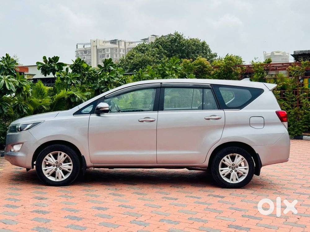Toyota Innova Crysta 2.8 Z, 2016, Diesel
